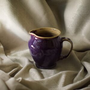 Ulcior roșcat cu firișoare albastre